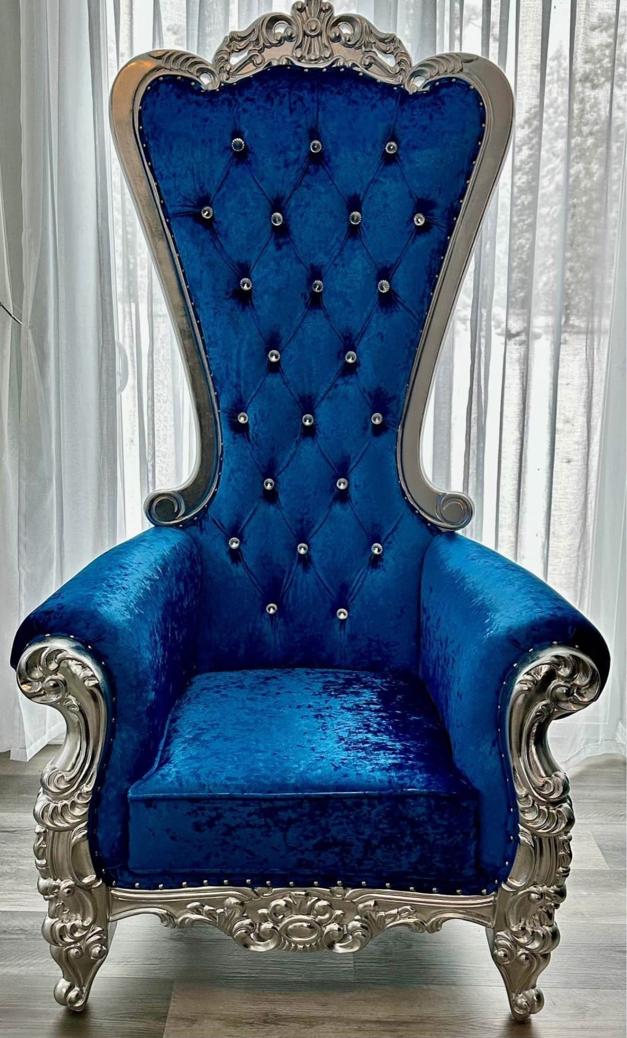 Royalty Thrones image 3